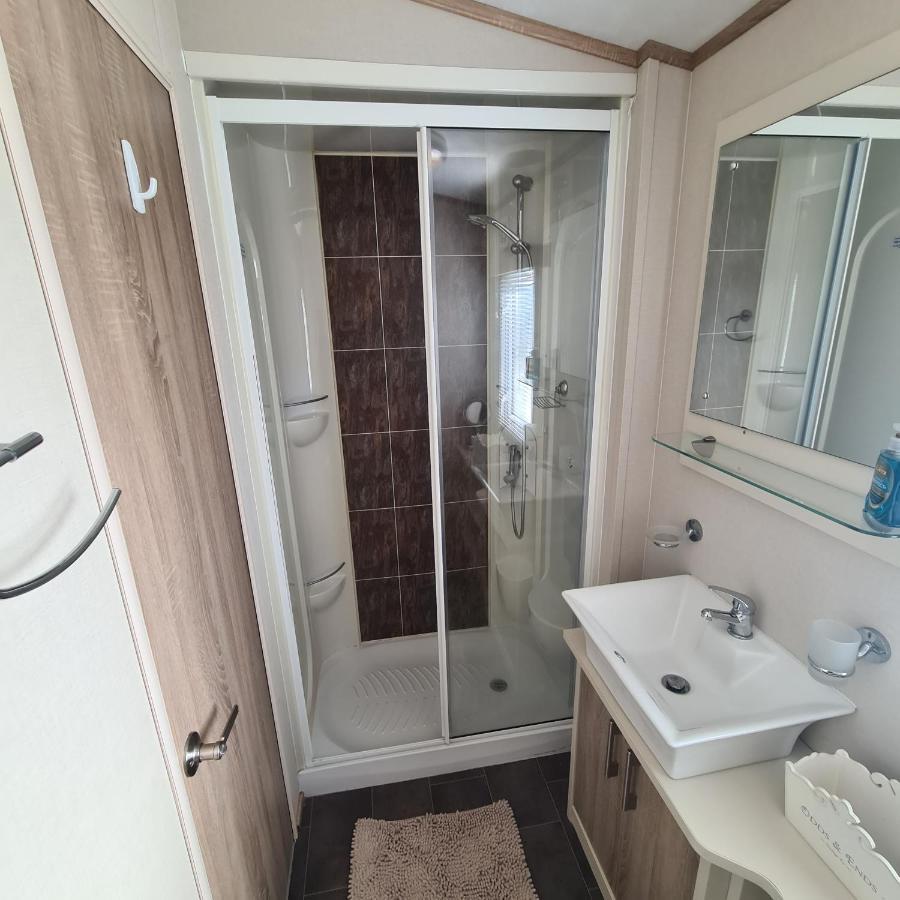 Helmsley Luxury Lodge Lossiemouth Dış mekan fotoğraf